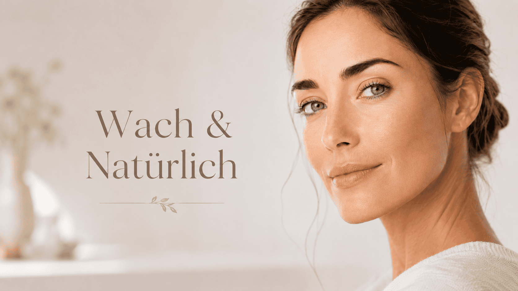 Wach & Natürlich - Vorher Nachher Ergebnis operative Blepharoplastik